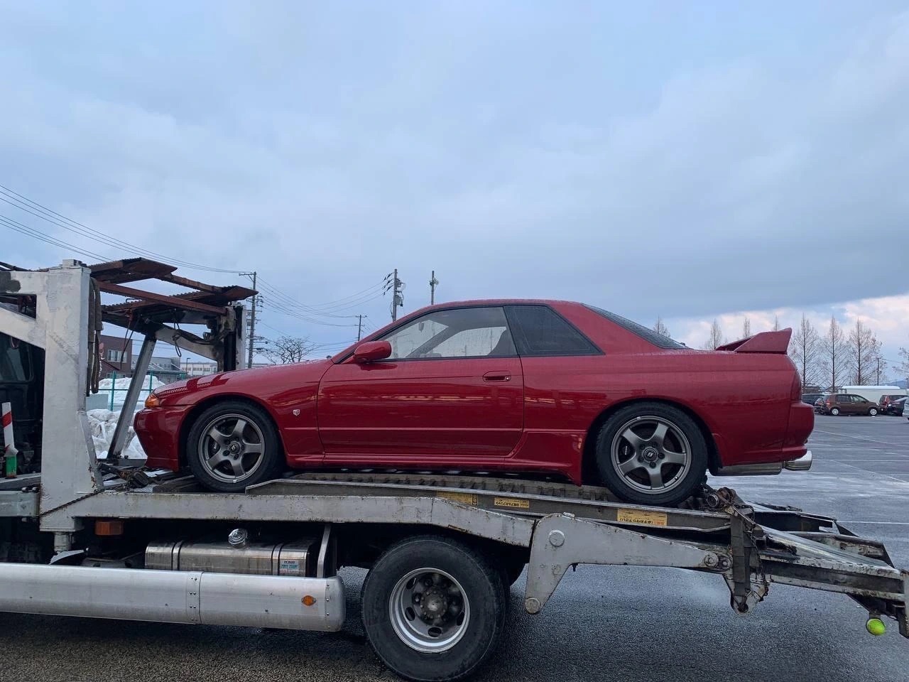 Nissan Skyline GT-R R32: Легендарный японский суперкар и его покупка на аукционах Японии Доставка автомобиля из Японии