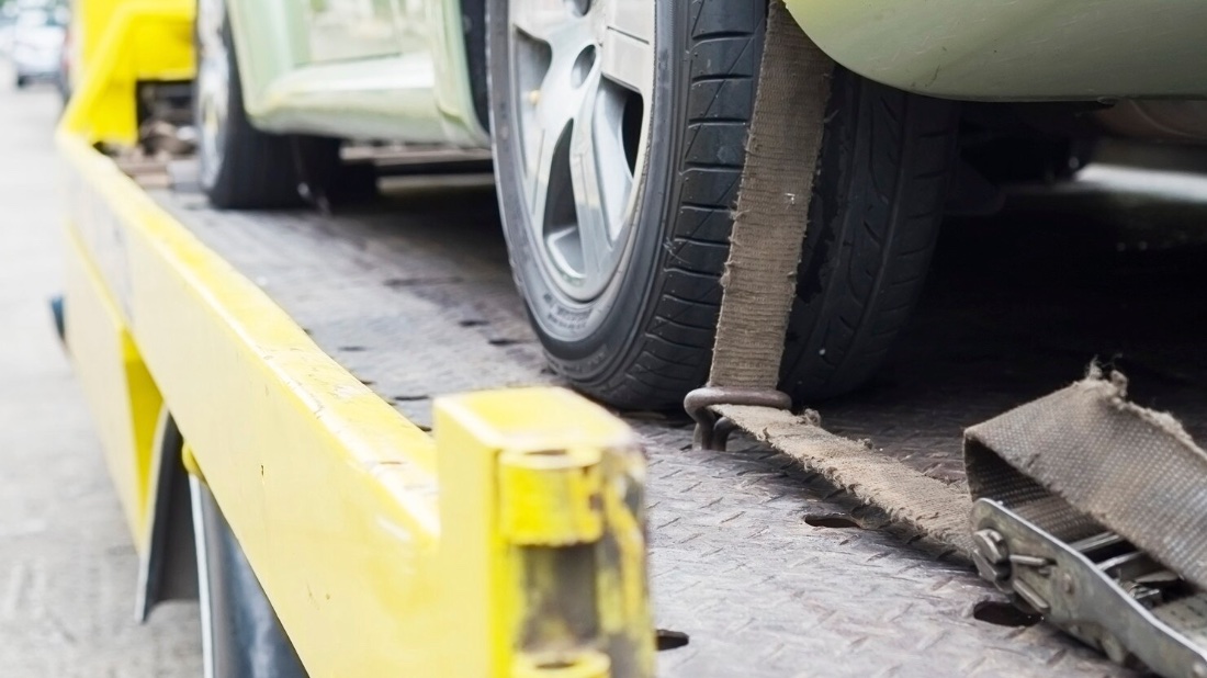 Как выбрать компанию, предоставляющую слуги по эвакуации автомобилей и технической помощи на дороге эвакуатор