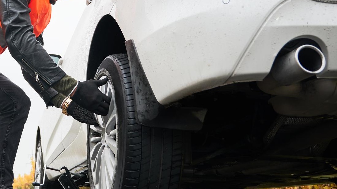 Как выбрать компанию, предоставляющую слуги по эвакуации автомобилей и технической помощи на дороге помощь на дороге