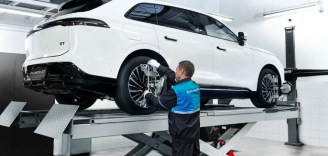 EXEED запустил зимнюю сервисную программу для владельцев EXLANTIX в дилерских центрах АВТОДОМ