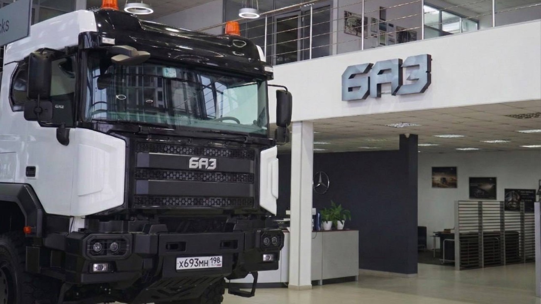 Стартовало производство российских грузовых автомобилей БАЗ, построенных на базе военных тягачей БАЗ