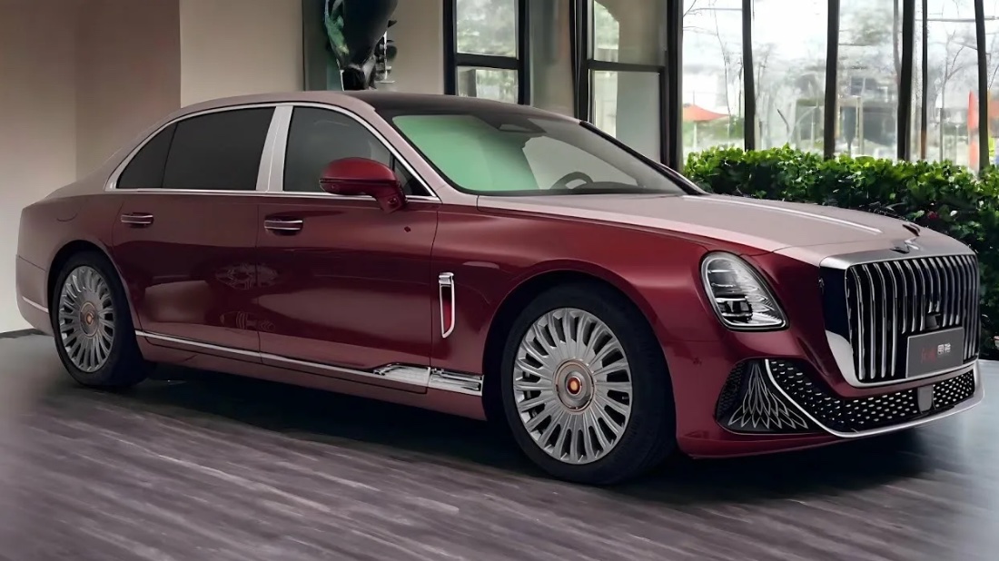 "Президентский" седан Hongqi Guoya со стеклянными перегородками внутри будут продавать в России Hongqi Guoya