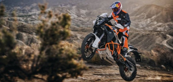 В КТМ АВТОДОМ поступили долгожданные флагманские модели серии ADVENTURE