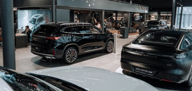 EXEED Центр Химки провел эксклюзивную рождественскую ярмарку для клиентов