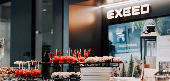 Рождественская ярмарка EXEED прошла в дилерских центрах АВТОДОМ Москвы и Санкт-Петербурга