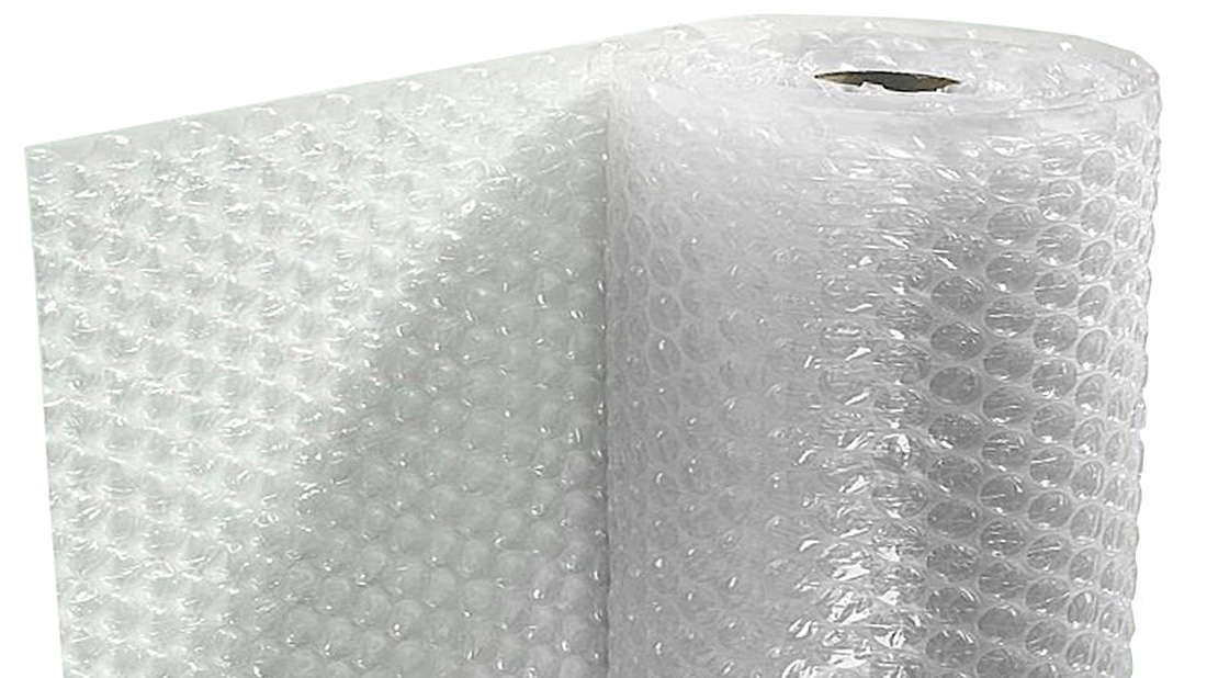 Пузырчатая пленка как временная защита стеклянных дверей Воздушно-пузырчатая пленка