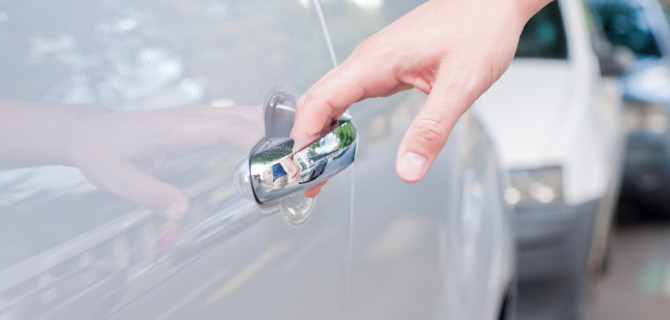 проблемы с замком автомобиля