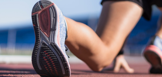 беговые кроссовки