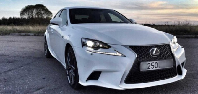 Lexus - роскошь, качество и инновации