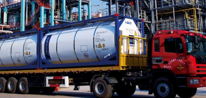 Транспортировка природного газа автомобильным транспортом: особенности и преимущества