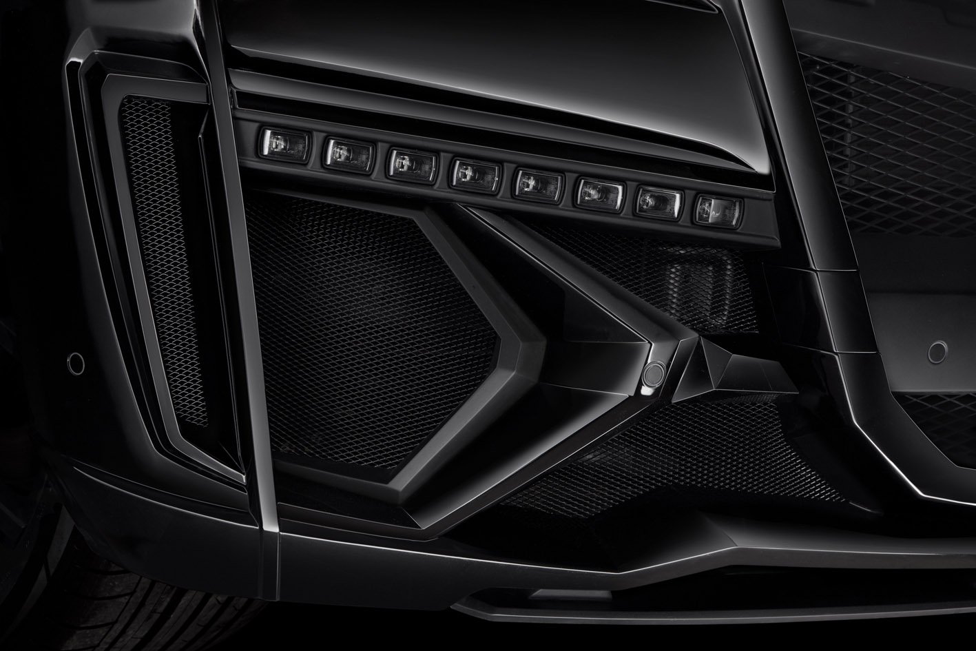 Larte Design представляет комплект тюнинга «Black Crystal» для автомобиля Mercedes-Benz GL-Класса Mercedes-Benz_GL_Larte_Design_8.jpg