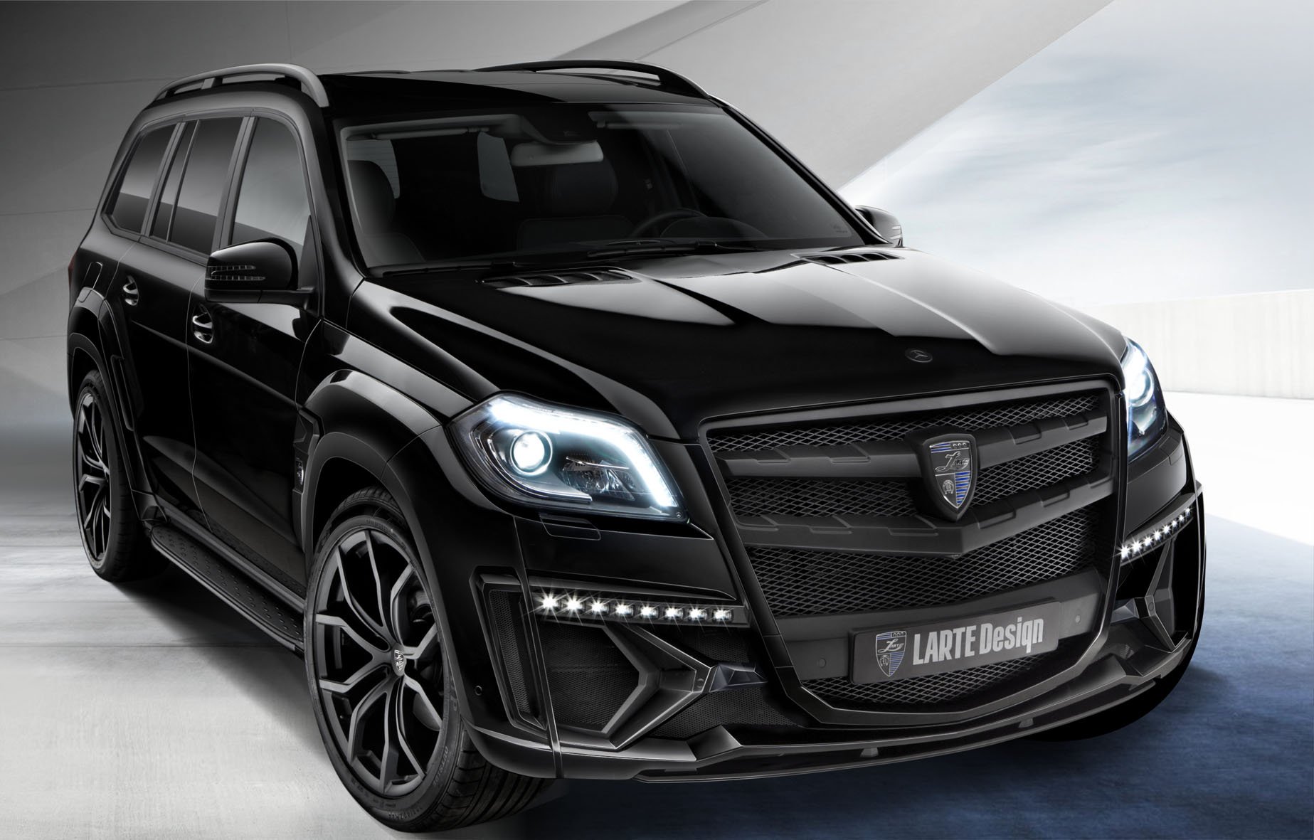 Larte Design представляет комплект тюнинга «Black Crystal» для автомобиля Mercedes-Benz GL-Класса Mercedes-Benz_GL_Larte_Design_1.jpg
