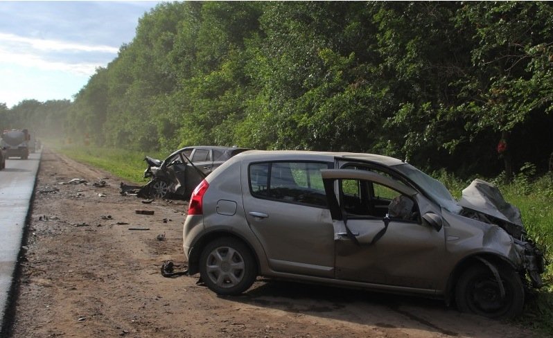 Трое пострадавших включая полицейского - результат аварии на трассе Тула-Новомосковск. ДТП на трассе Тула-Новомосковск