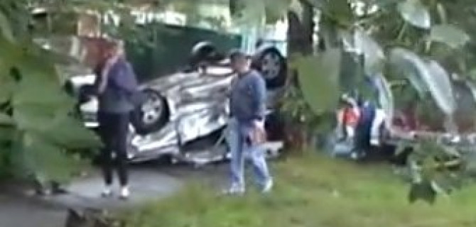 ДТП с тремя машинами и опрокидыванием Ford Focus на крышу