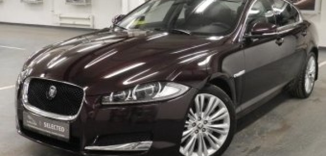 Особая коллекция Jaguar XF в АРТЕКС: автомобили мечты