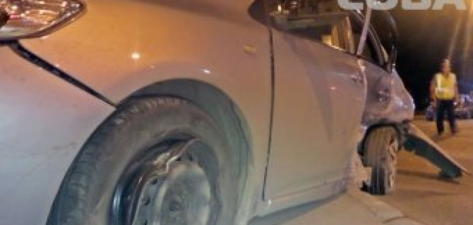 Оба водителя, участника ДТП в Екатеринбурге попали в больницу в тяжелом состоянии