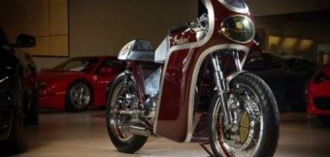 Специалисты тюнинг-ателье Analog Motorcycles восстановили винтажный Indian Scout 1949 года, простоявший в углу гаража 