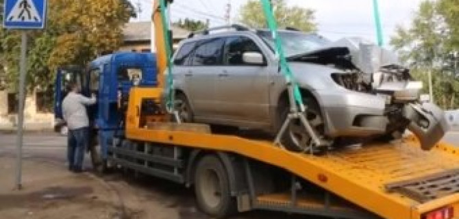 Три человека пострадали в ДТП при попытке водителем избежать лобового столкновения