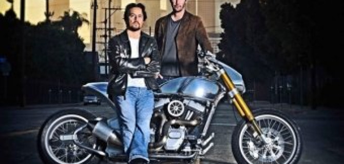 Новая модель мотоцикла от главного героя "Матрицы"