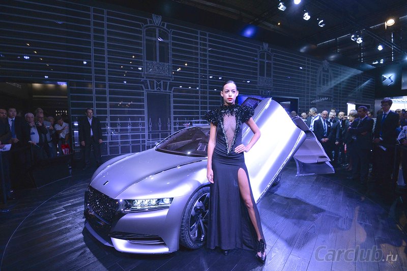 Милые французские девушки-хостесс Парижского автосалона осень 2014 года 0001-devushki_parizhskogo_avtosalona_2014_1.jpg