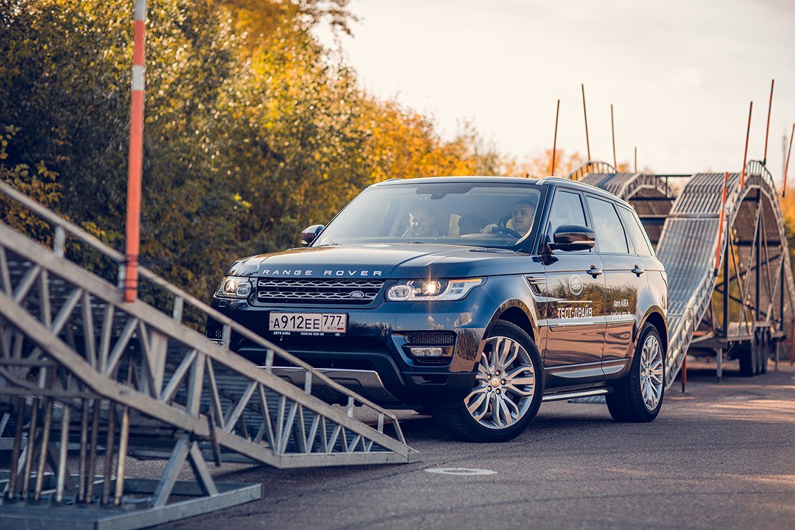 Jaguar Land Rover Day: уикенд высоких технологий в Авто АЛЕА Avto_ALEA_Jaguar Land Rover Day_3.jpg