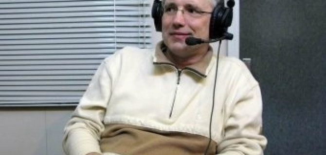 Платные парковки в центре Петербурга, состояние КАД и прочее в программе "Терра Мобиле" на радио "Фонтанка ФМ"