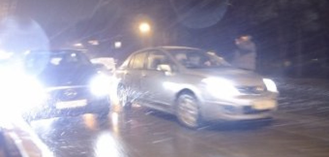 ДТП на Каменноостровском проспекте в условиях вечернего дождя