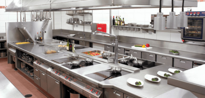 Профессиональное кухонное оборудование и гастроемкости: надежность и функциональность на кухне