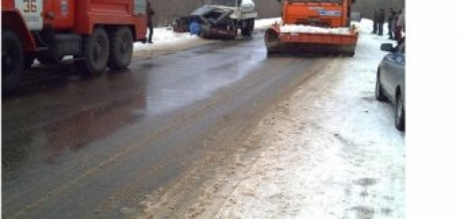 Волгоградская область: лобовое столкновение унесло три жизни