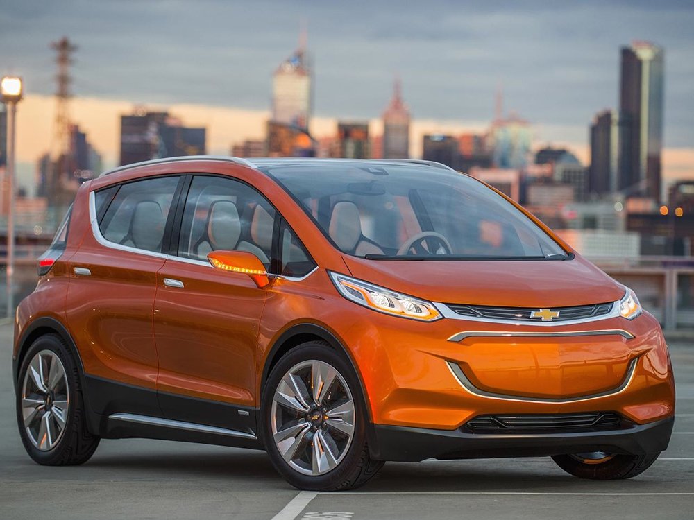 Электрический Chevrolet Bolt обгонит "Теслу"? Chevrolet Bolt