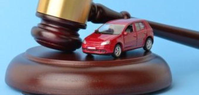 В каких случаях нужна помощь автоюриста