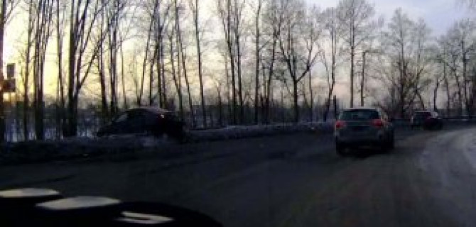 В Невском лесопарке немец отправил за борт корейца.