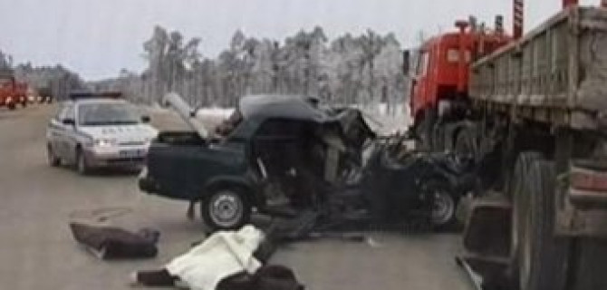 Кемеровская область: столкнулись «семерка» и «КамАЗ»