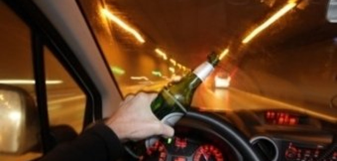 В Петербурге инспекторы ГИБДД гонялись за пьяным водителем на "Ауди"