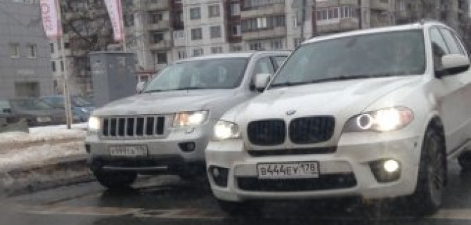 Скандальная запись на обучение в автошколу по телефону вызвала массовые проверки этих заведений в Петербурге