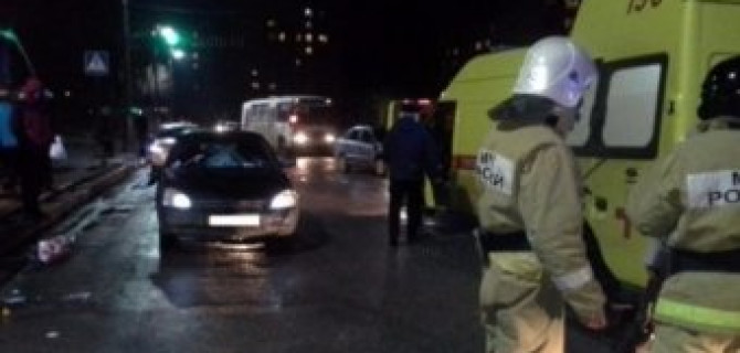 Татарстан: в Нижнекамске пьяный водитель сбил семью на «зебре»