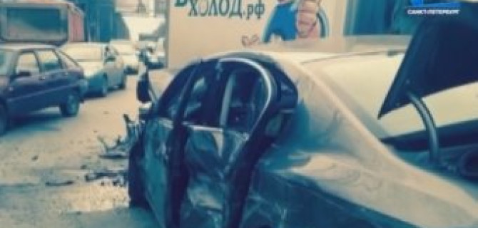 Серьезная авария на Выборгском шоссе в Санкт-Петербурге