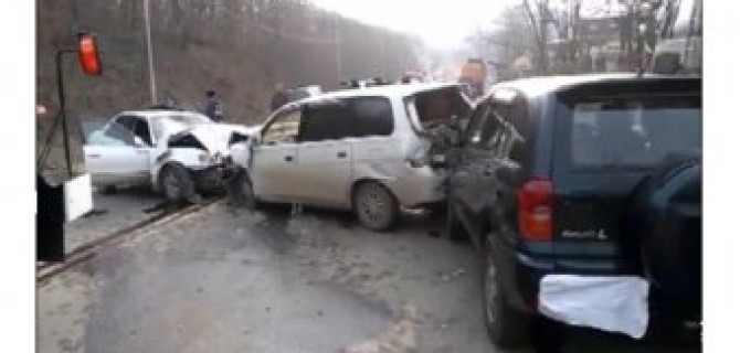 Крупная авария во Владивостоке, погибла женщина, 3 человека пострадали