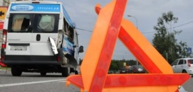 В массовой аварии с маршрутками в Купчино пострадал 9-летний мальчик 