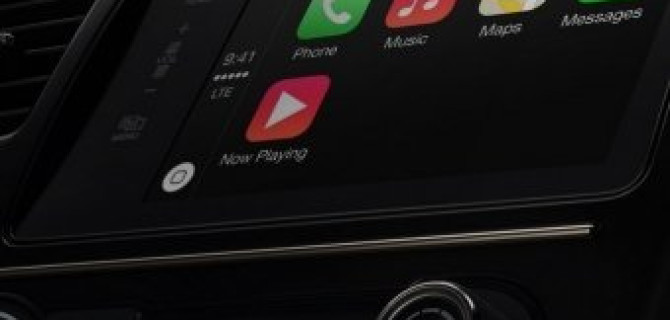 Технология CarPlay теперь доступна и в России!