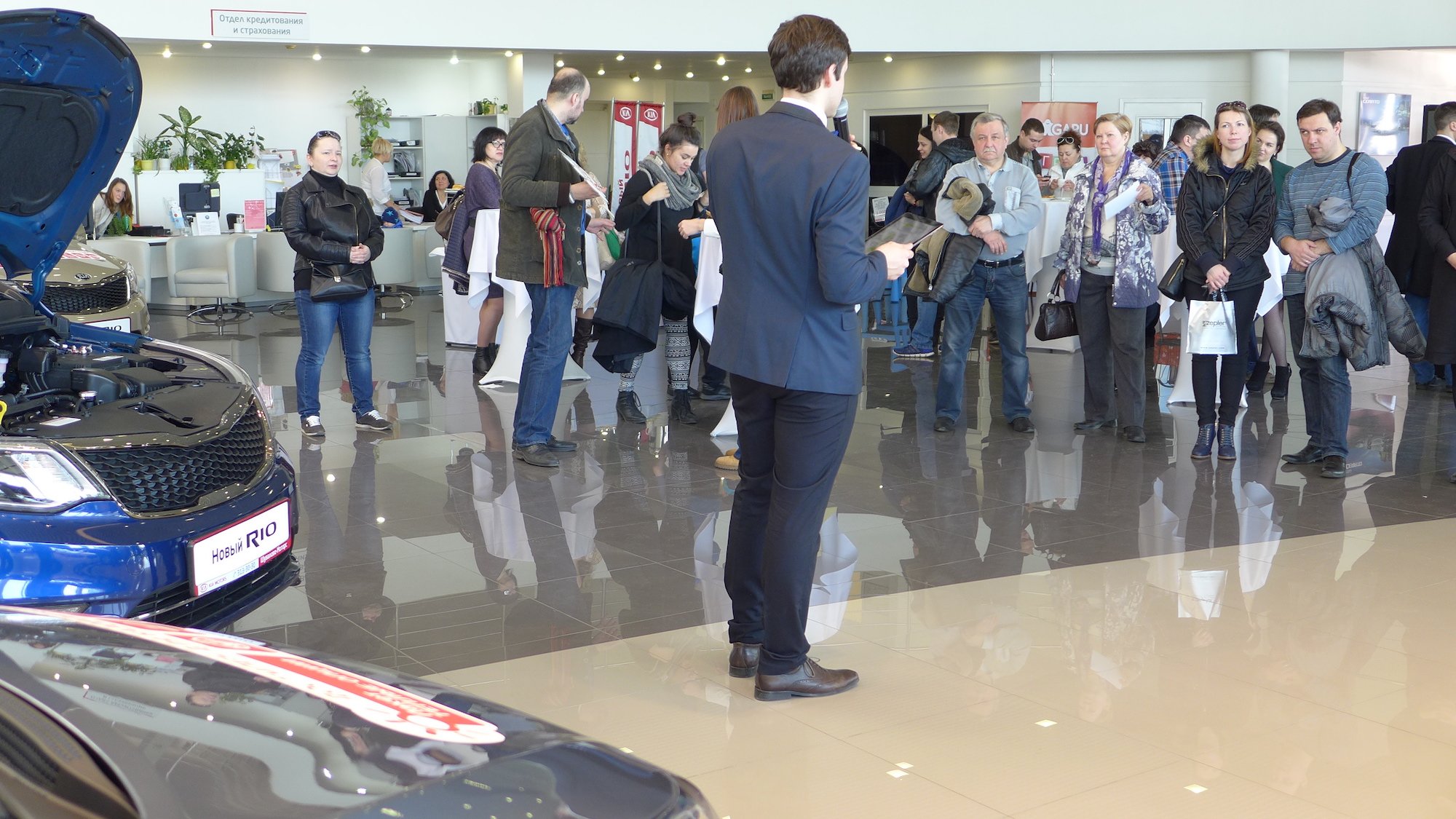 Новый Kia Rio был представлен публике в дилерском центре Шувалово - машина оказалась весьма симпатичной! Новый Kia Rio - презентация в "Kia Шувалово"