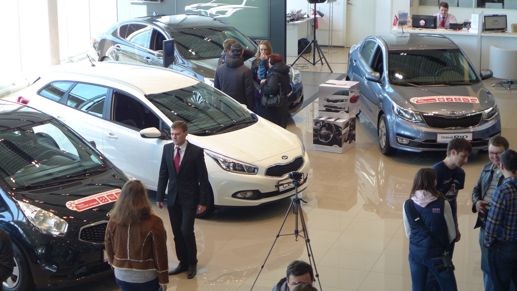 Новый Kia Rio был представлен публике в дилерском центре Шувалово - машина оказалась весьма симпатичной! Новый Kia Rio - презентация в "Kia Шувалово"