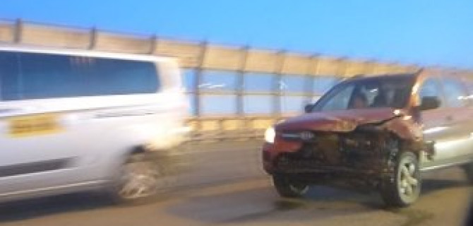 Kia Sportage разбился на КАД на внешнем радиусе неподалеку от  съезда с Вантового моста