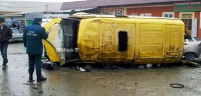 ДТП с маршруткой в Ингушетии: 2 человека погибли, 11 пострадали