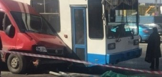 Подробности ДТП на пр. Ветеранов: авария произошла в результате смерти водителя за рулем