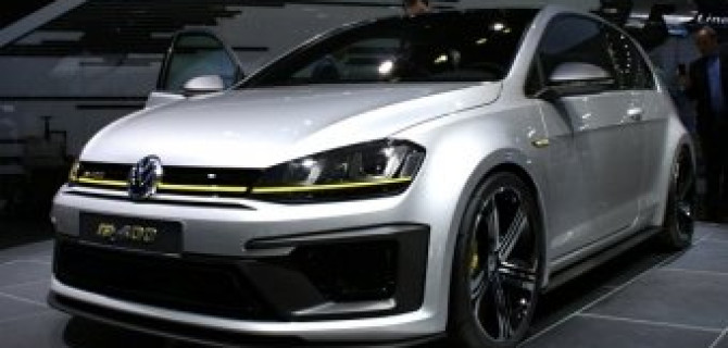 Хэтчбек Volkswagen Golf R400 станет серийным