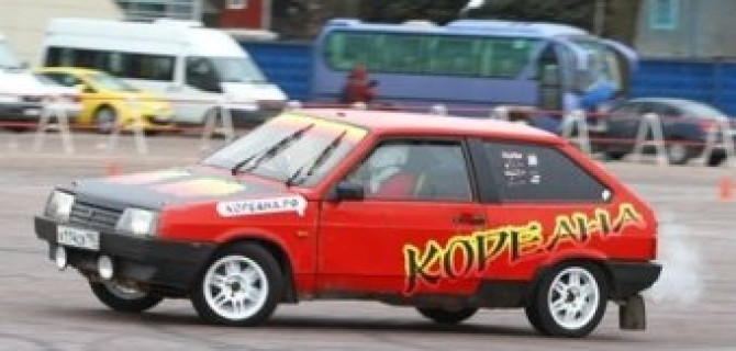 "Кореана" на автофестивале "Крутящий момент"