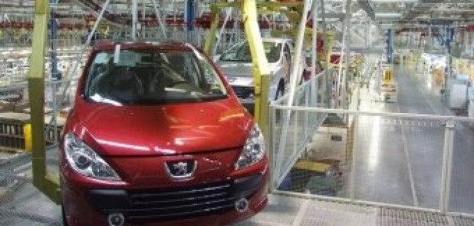 Приостановлена сборка автомобилей Peugeot, Citroеn и Mitsubishi в Калуге