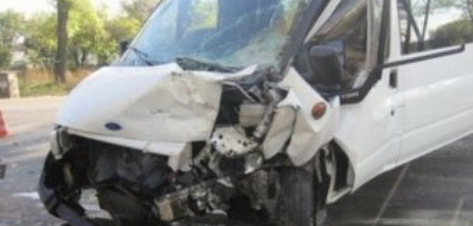 В Калужской области пострадало 16 человек в ДТП с маршруткой