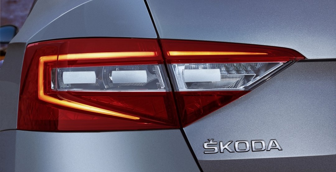 Накануне начала продаж в Европе Skoda представила галерею фото Superb 2015 Skoda Superb 2015 1.jpg